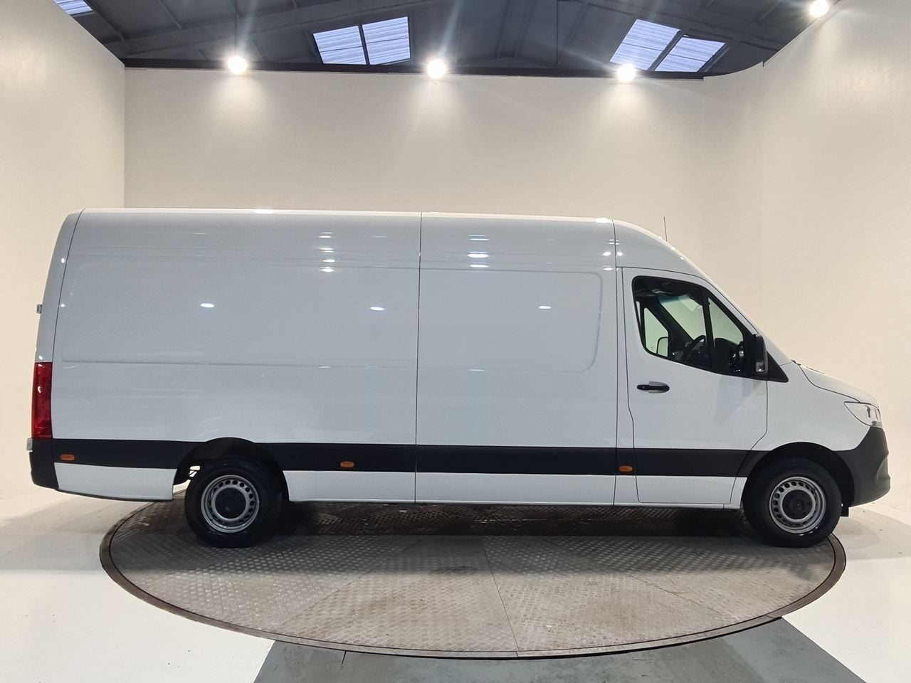 Used Mercedes-Benz Sprinter 2025 for sale - 77520469: Photo 16