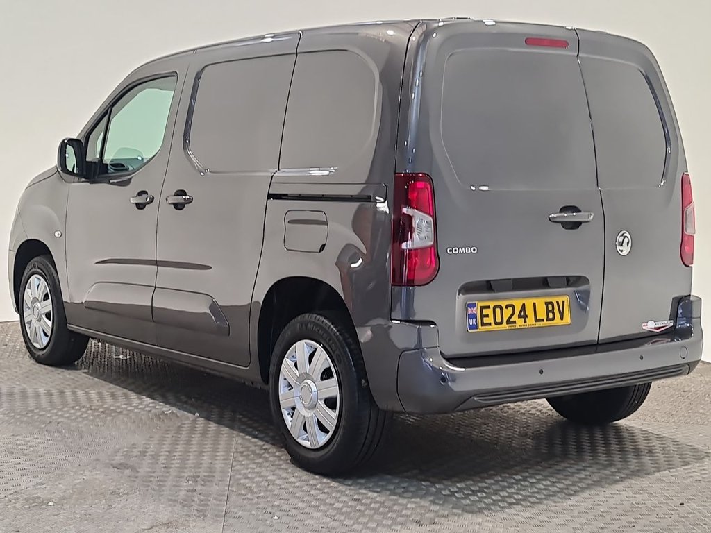 Used Vauxhall Combo 2024 for sale - 76469861: Photo 4