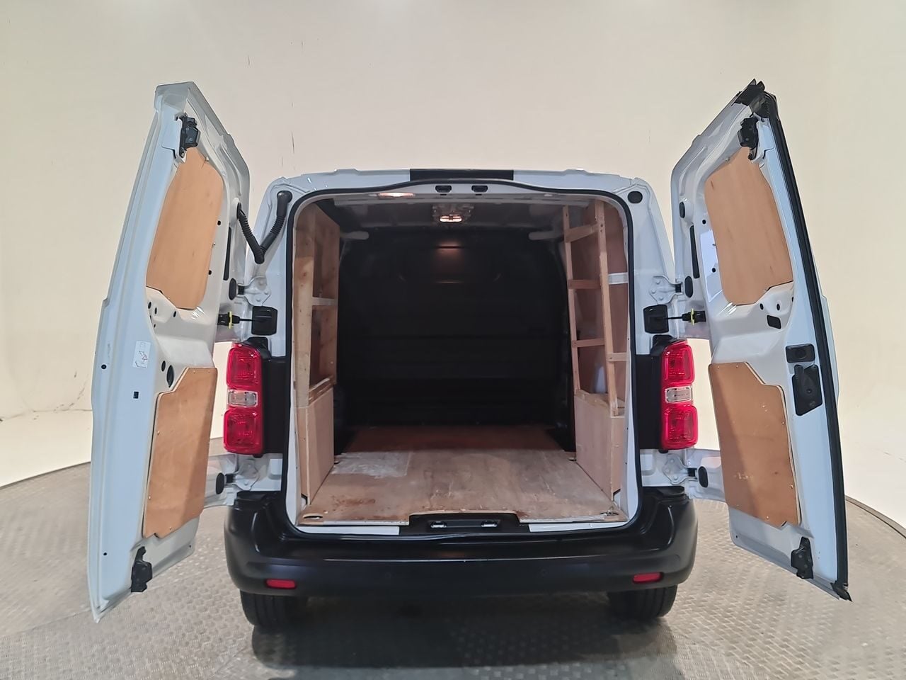 Used Peugeot Expert 2024 for sale - 78179429: Photo 13