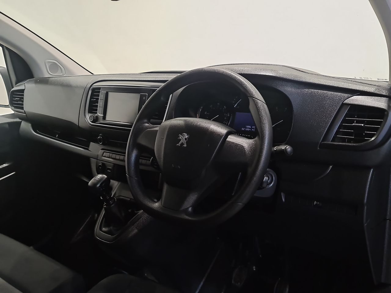 Used Peugeot Expert 2024 for sale - 78179429: Photo 20