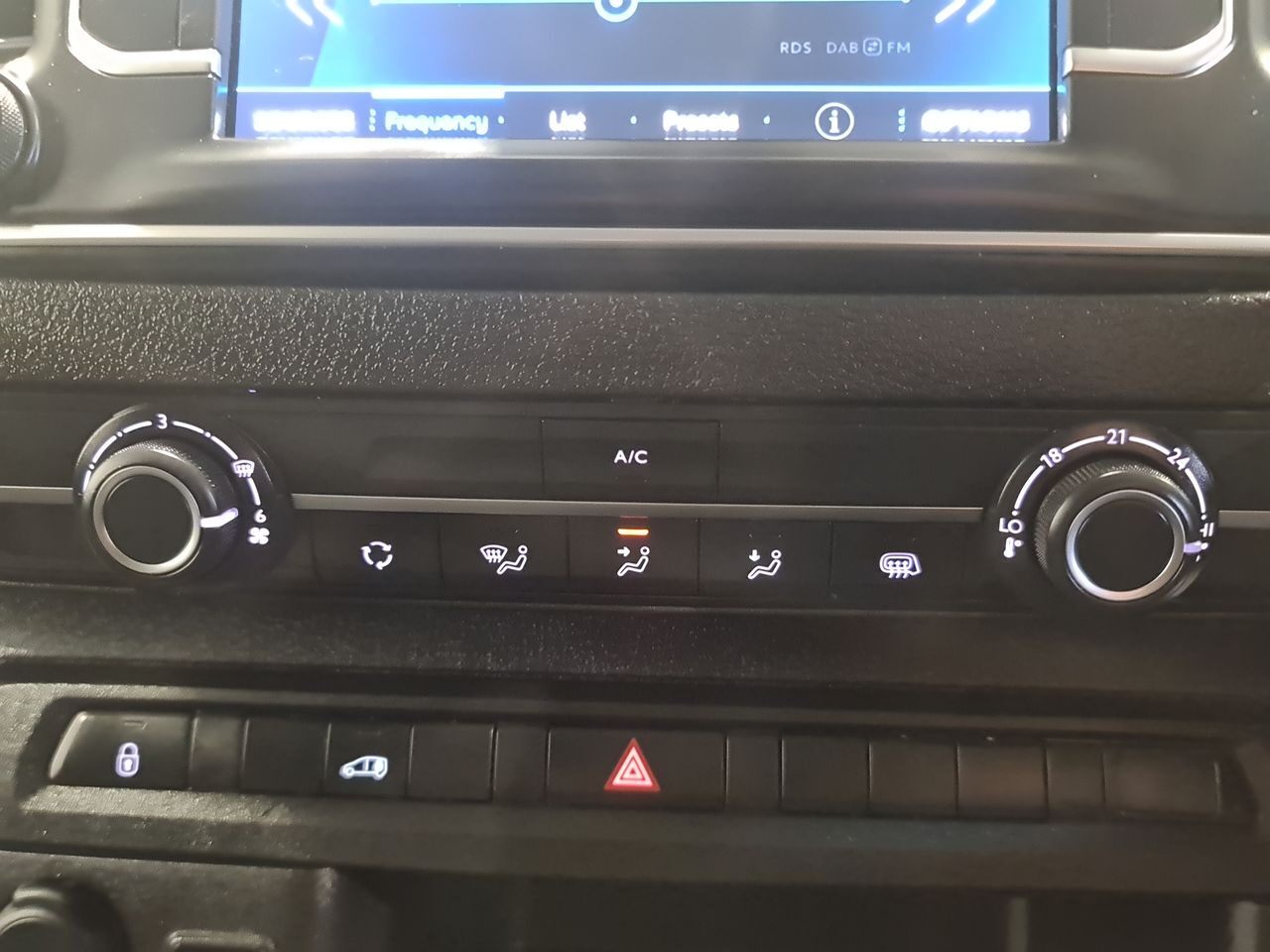 Used Peugeot Expert 2024 for sale - 78179429: Photo 24