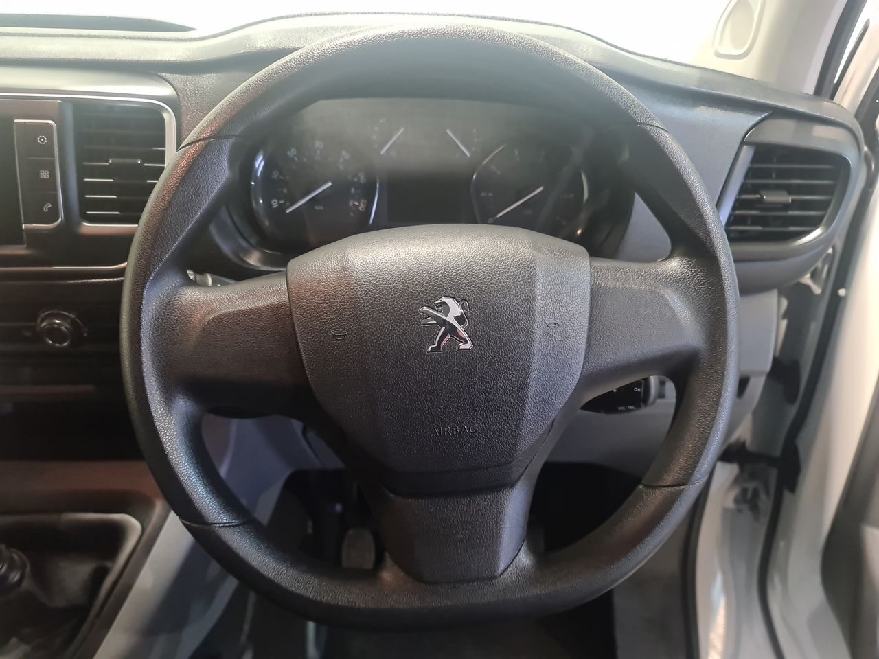 Used Peugeot Expert 2023 for sale - 77355145: Photo 21
