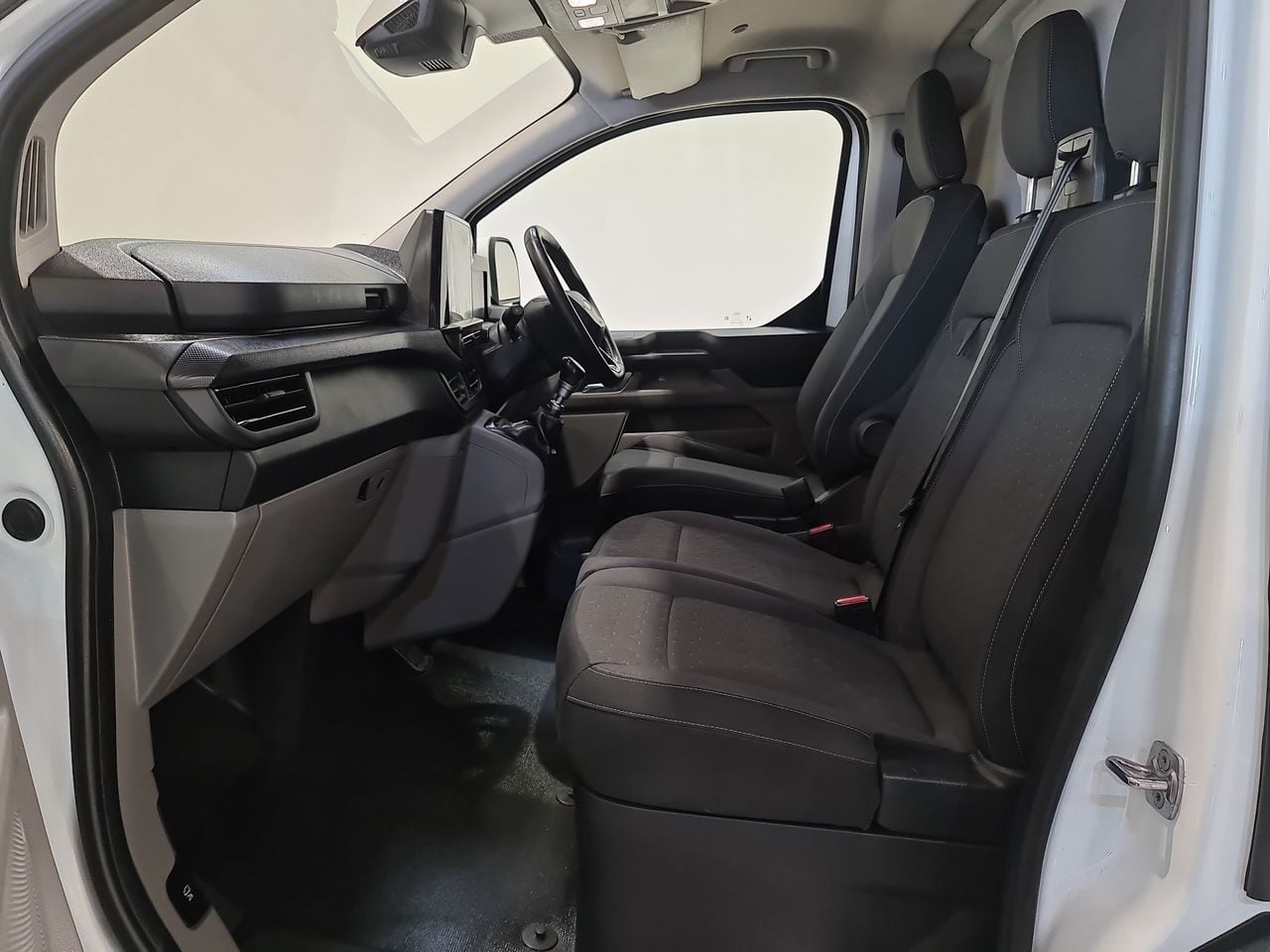 Used Ford Transit Custom 2023 for sale - 77905682: Photo 8