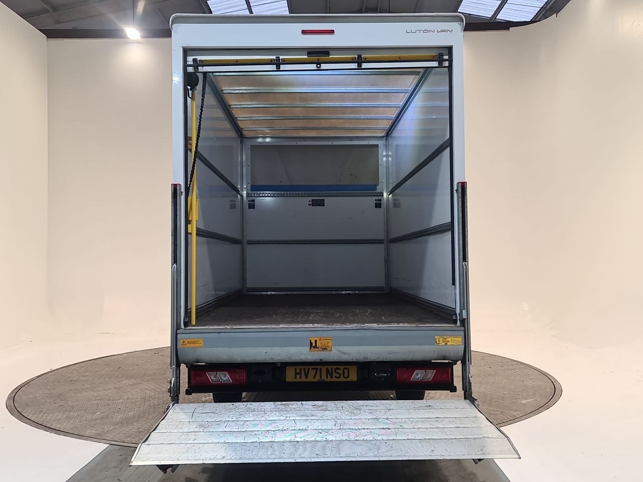 Used Ford Transit 2021 for sale - 76767651: Photo 11