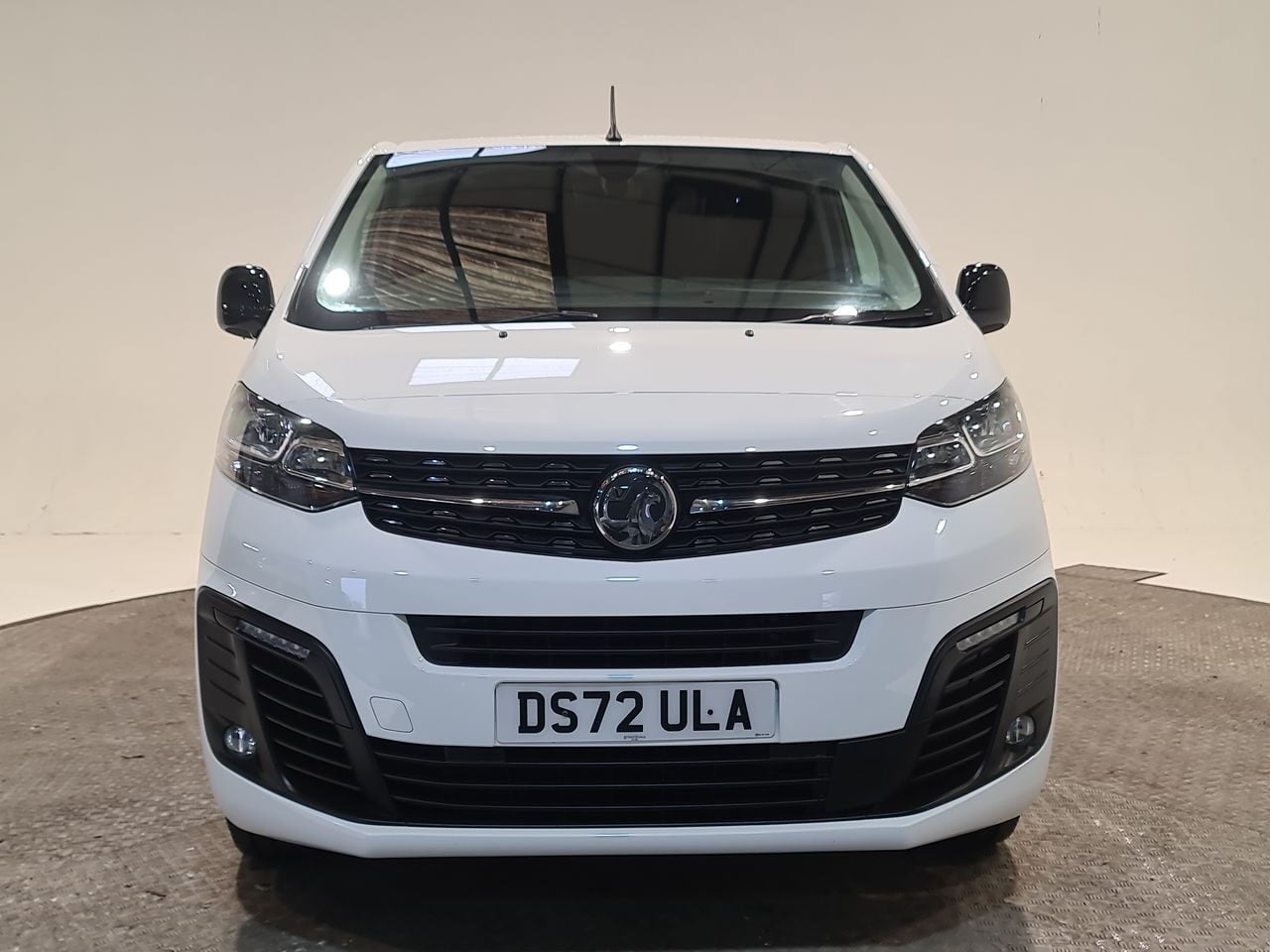 Used Vauxhall Vivaro 2023 for sale - 77546276: Photo 3