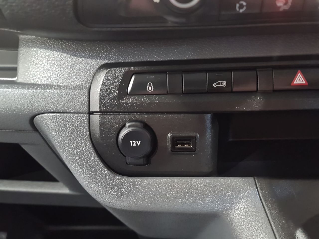 Used Vauxhall Vivaro 2023 for sale - 77546276: Photo 31