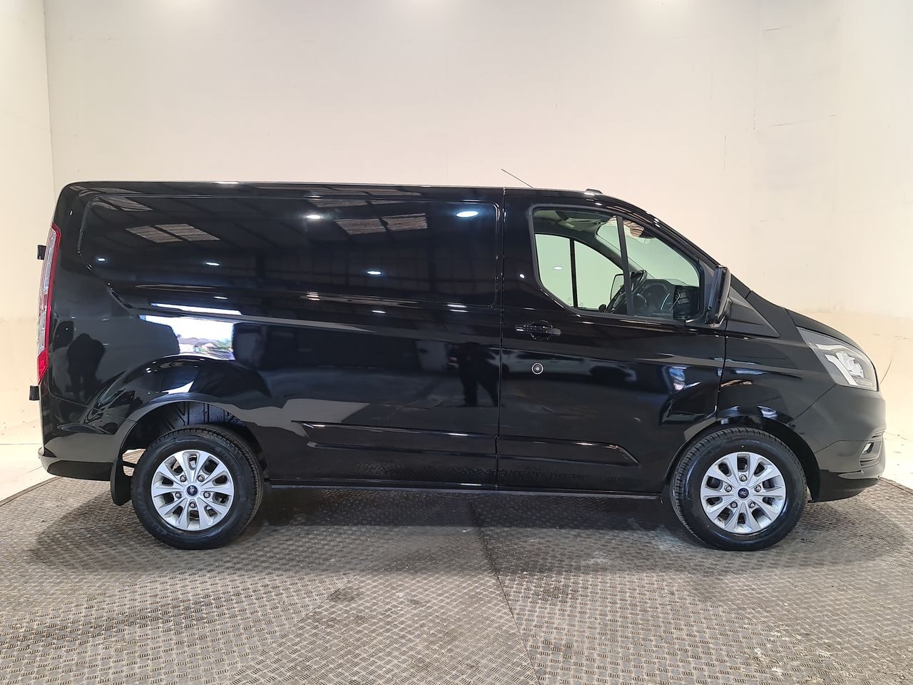 Used Ford Transit Custom 2022 for sale - 76544780: Photo 17
