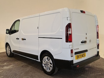 Used Nissan NV300 2021 for sale - 75876591: Photo