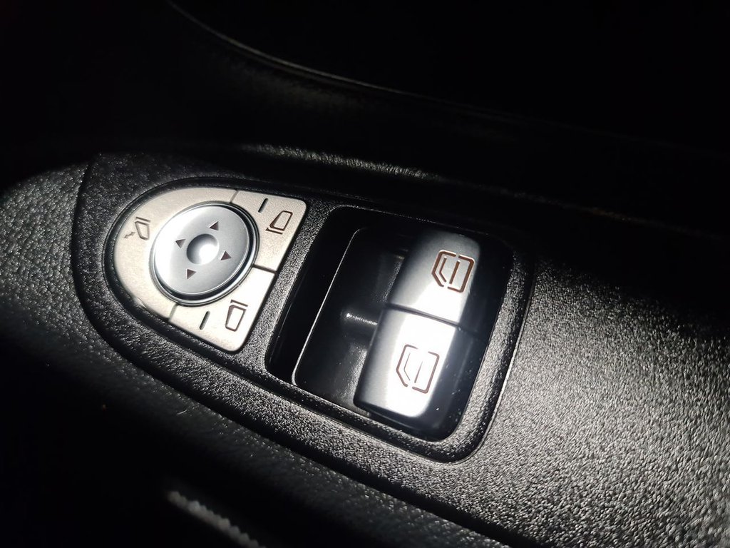 Used Mercedes-Benz Vito 2020 for sale - 76105581: Photo 35