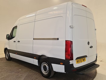 Used Mercedes-Benz Sprinter 2020 for sale - 75752960: Photo