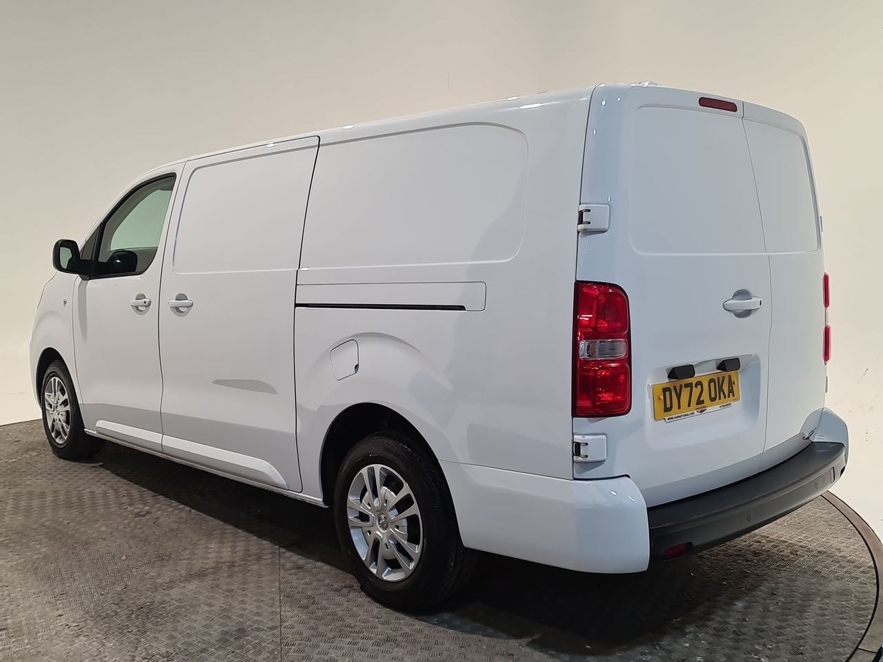 Used Vauxhall Vivaro 2022 for sale - 77355137: Photo 10