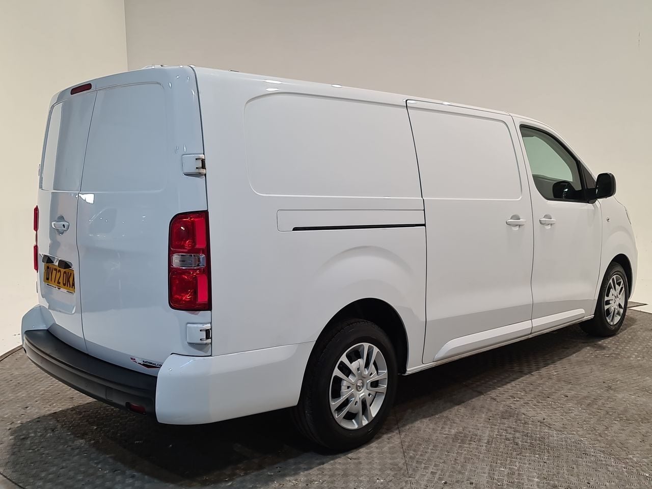 Used Vauxhall Vivaro 2022 for sale - 77355137: Photo 15