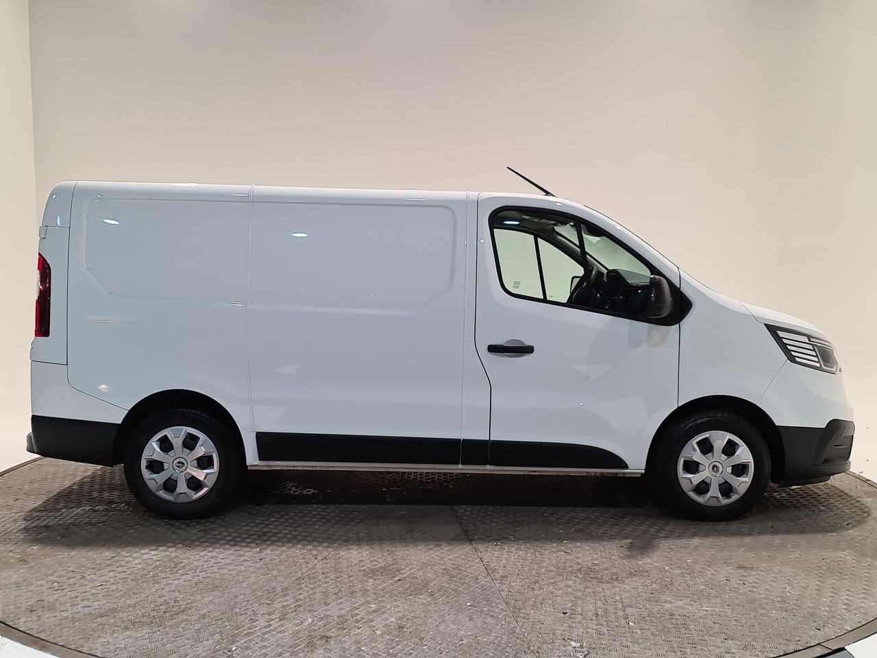 Used Renault Trafic 2022 for sale - 77187611: Photo 16