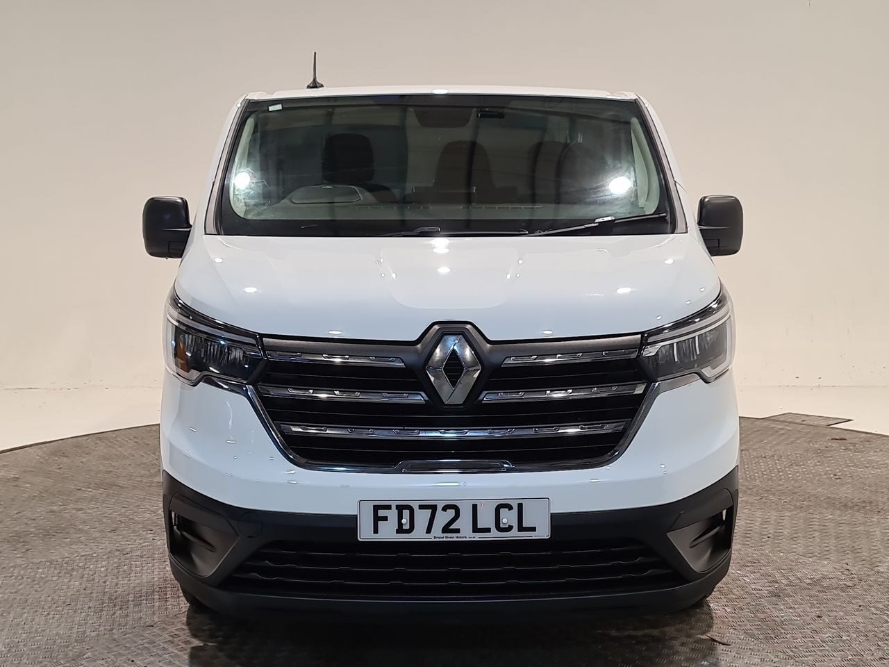 Used Renault Trafic 2022 for sale - 77187611: Photo 3