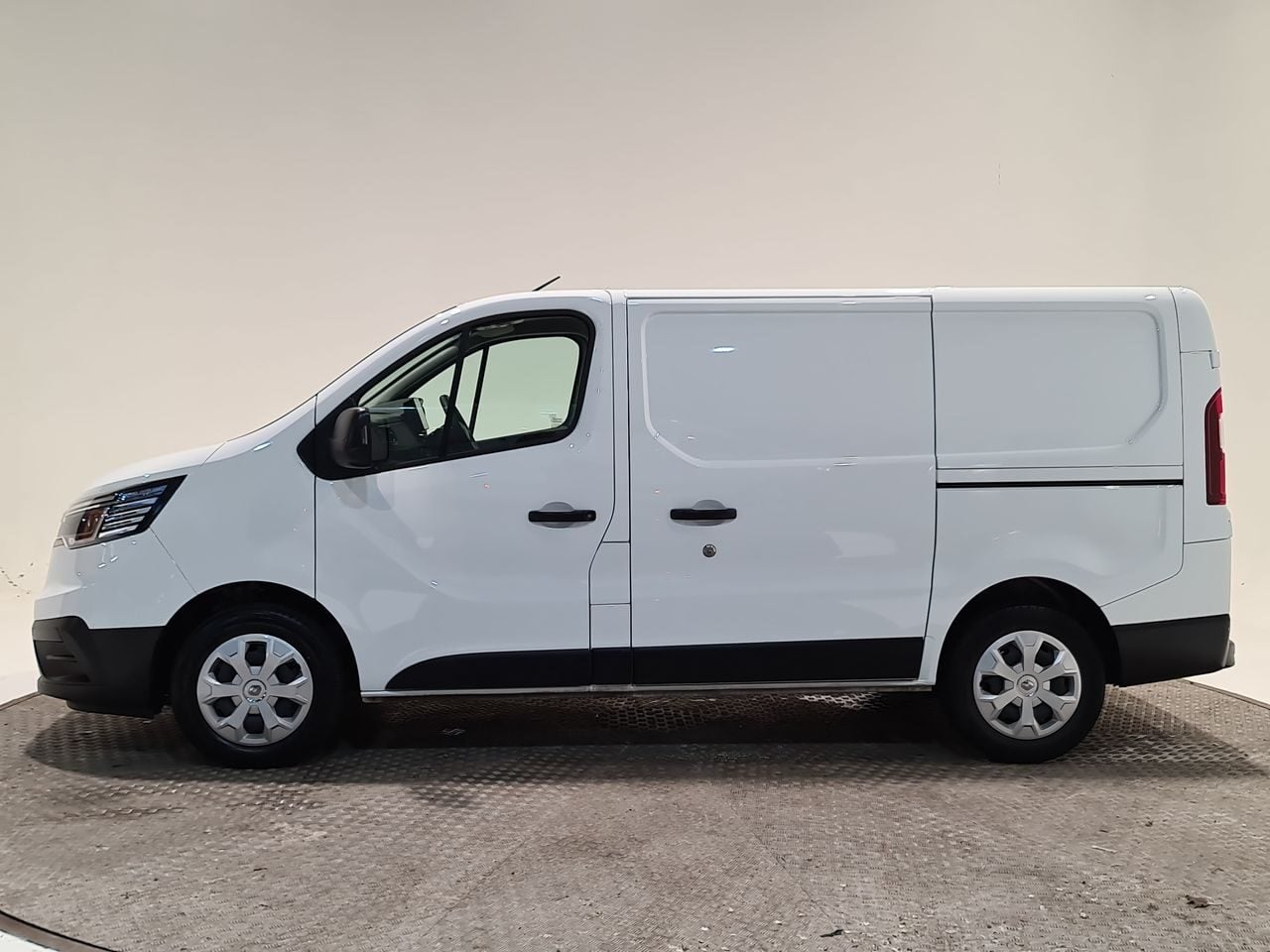 Used Renault Trafic 2022 for sale - 77187611: Photo 5