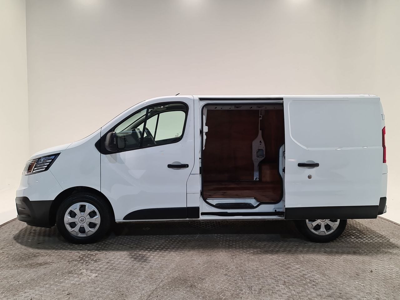 Used Renault Trafic 2022 for sale - 77187611: Photo 9