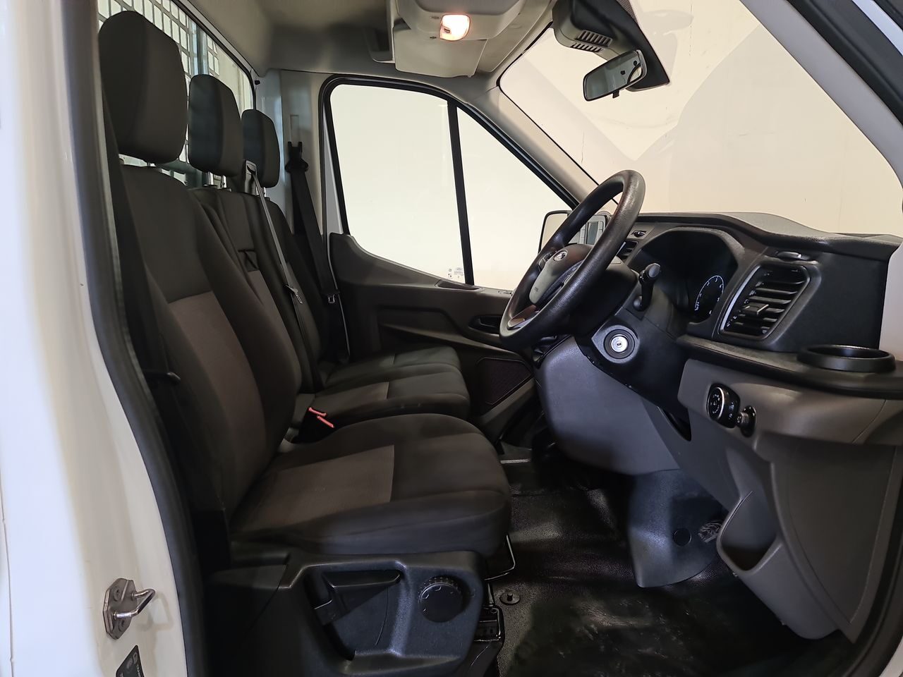 Used Ford Transit 2023 for sale - 76544769: Photo 18