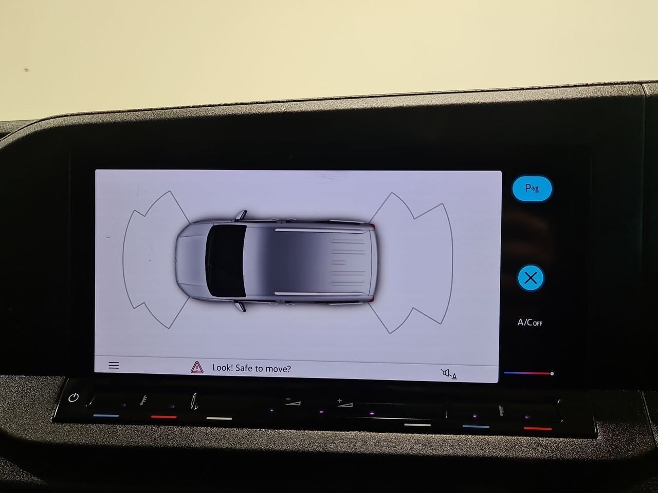 Used Volkswagen Caddy 2023 for sale - 77445878: Photo 30