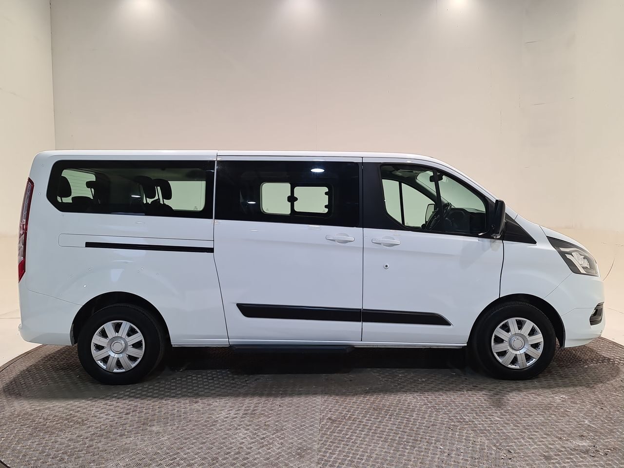Used Ford Tourneo Custom 2018 for sale - 76544772: Photo 17