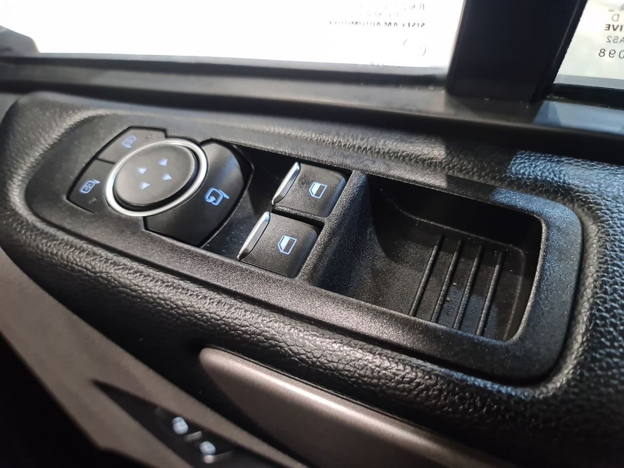 Used Ford Tourneo Custom 2018 for sale - 76544772: Photo 28