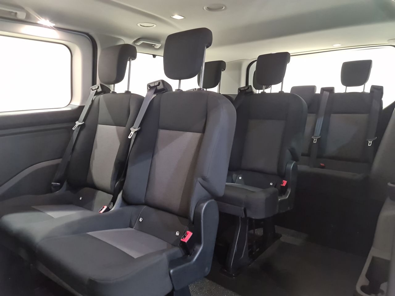 Used Ford Tourneo Custom 2018 for sale - 76544772: Photo 9