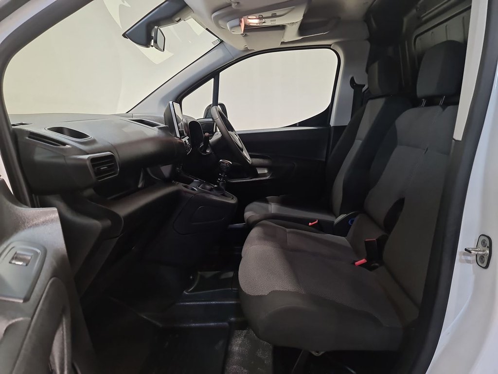 Used Vauxhall Combo 2023 for sale - 76132280: Photo 8