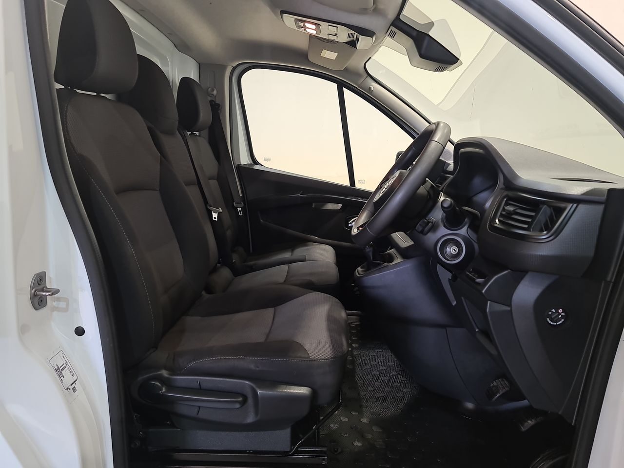 Used Nissan Primastar 2023 for sale - 77463034: Photo 17