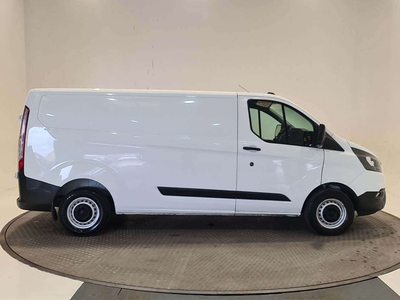 Used Ford Transit Custom 2023 for sale - 78179439: Photo 17