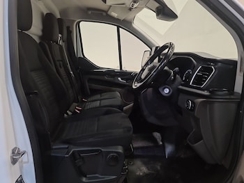 Used Ford Transit Custom 2019 for sale - 76266700: Photo