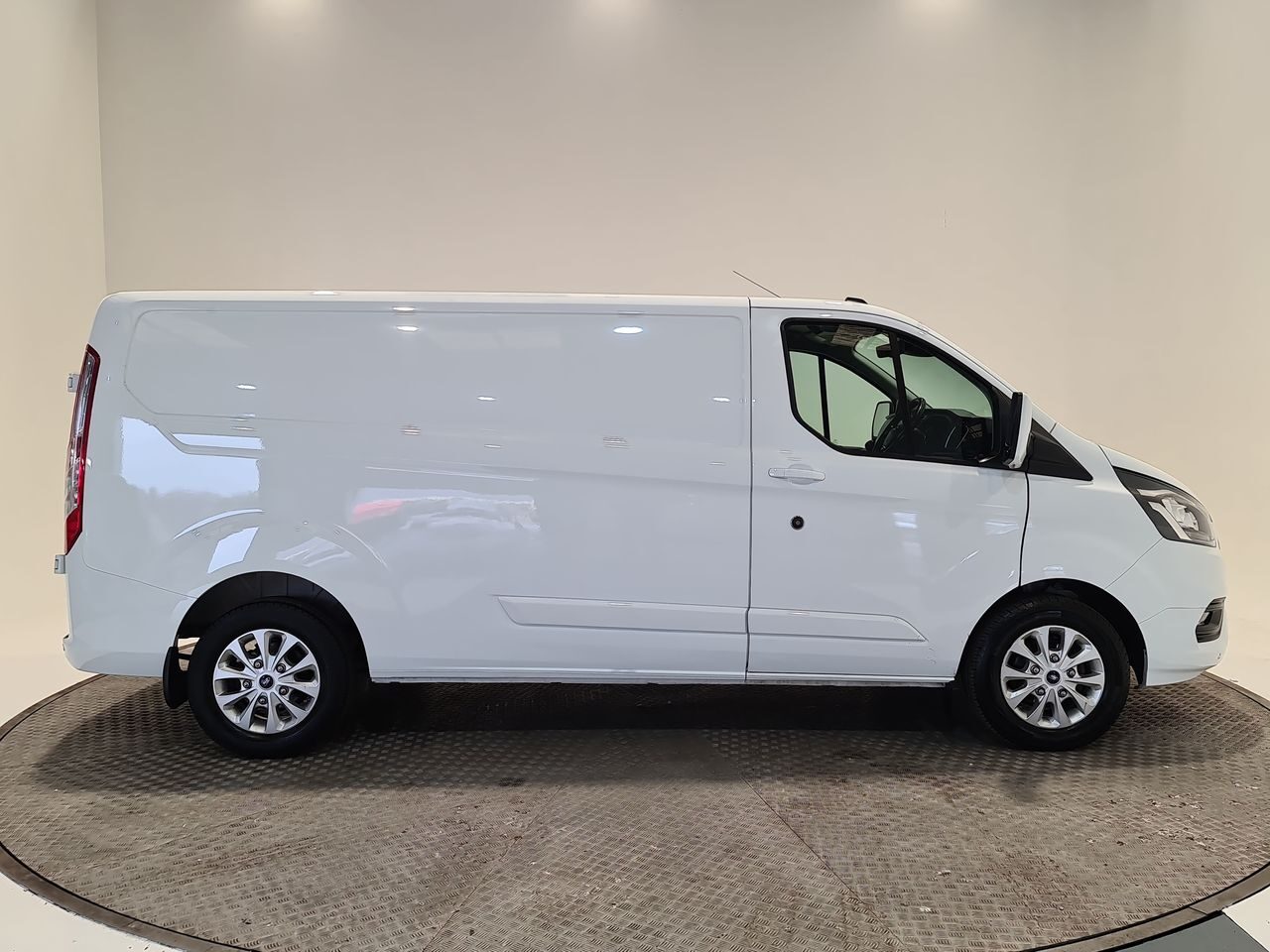Used Ford Transit Custom 2023 for sale - 76544752: Photo 18