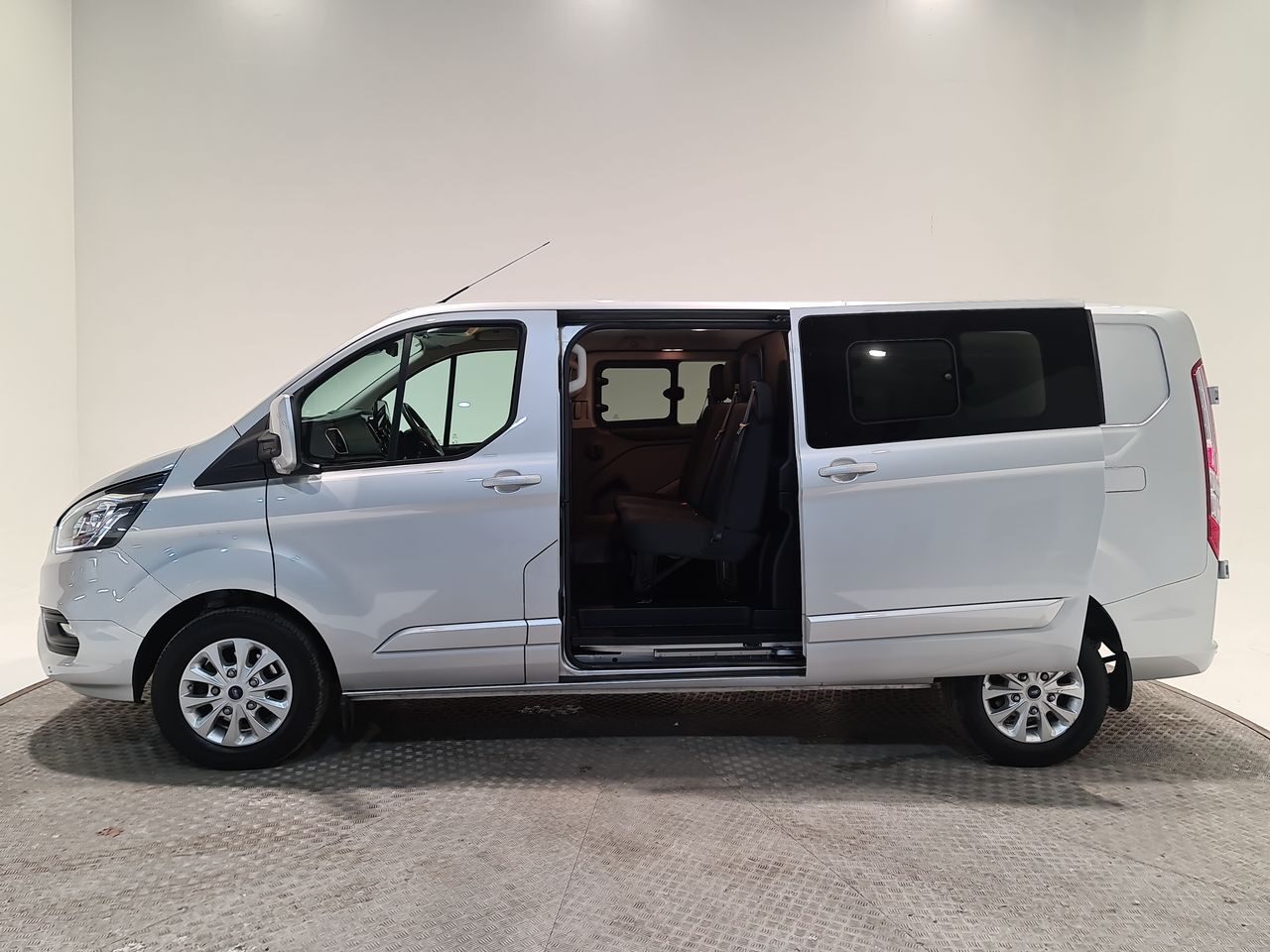 Used Ford Transit Custom 2023 for sale - 76819791: Photo 10