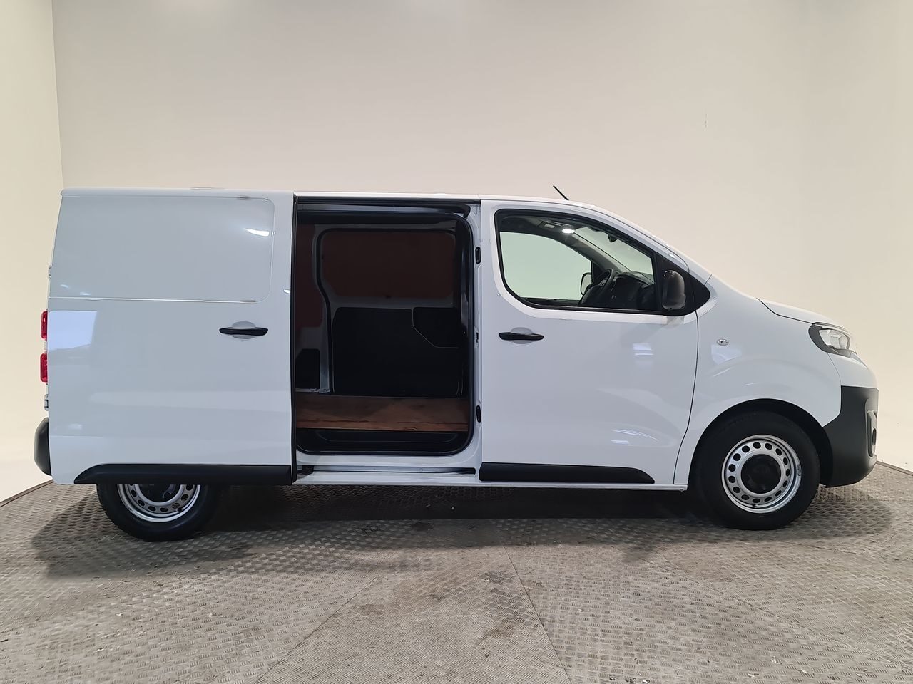 Used Peugeot Expert 2023 for sale - 76544756: Photo 18