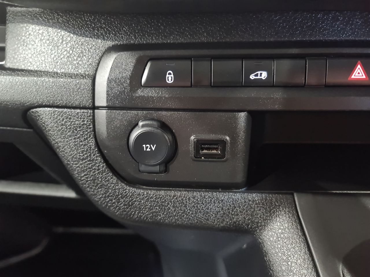 Used Peugeot Expert 2023 for sale - 76544756: Photo 31