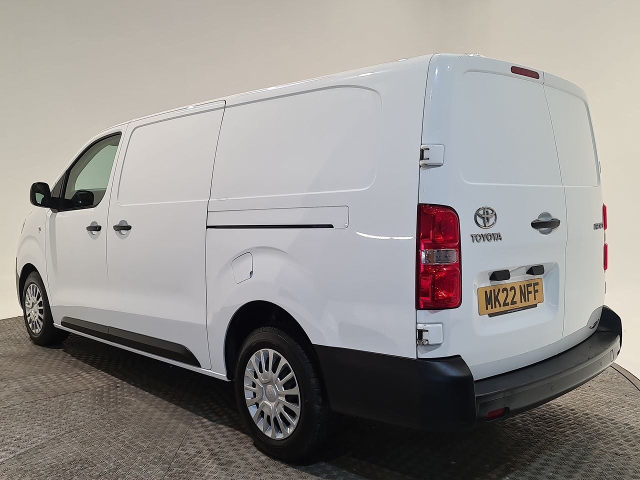 Used Toyota ProAce 2022 for sale - 76819789: Photo 10