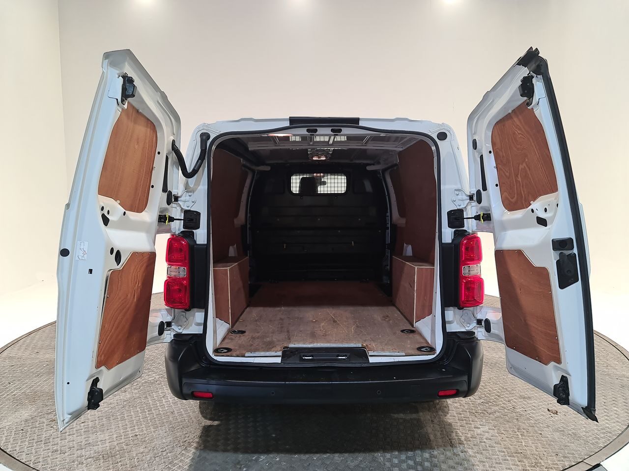 Used Toyota ProAce 2022 for sale - 76819789: Photo 13