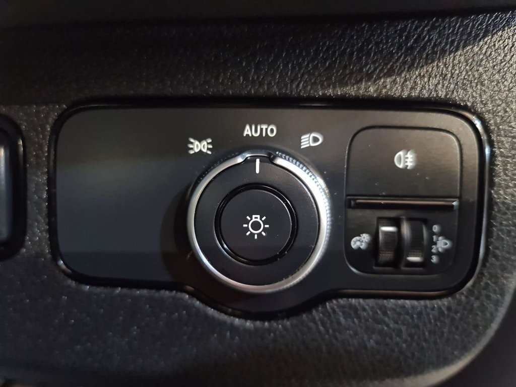 Used Mercedes-Benz Sprinter 2023 for sale - 76286089: Photo 27