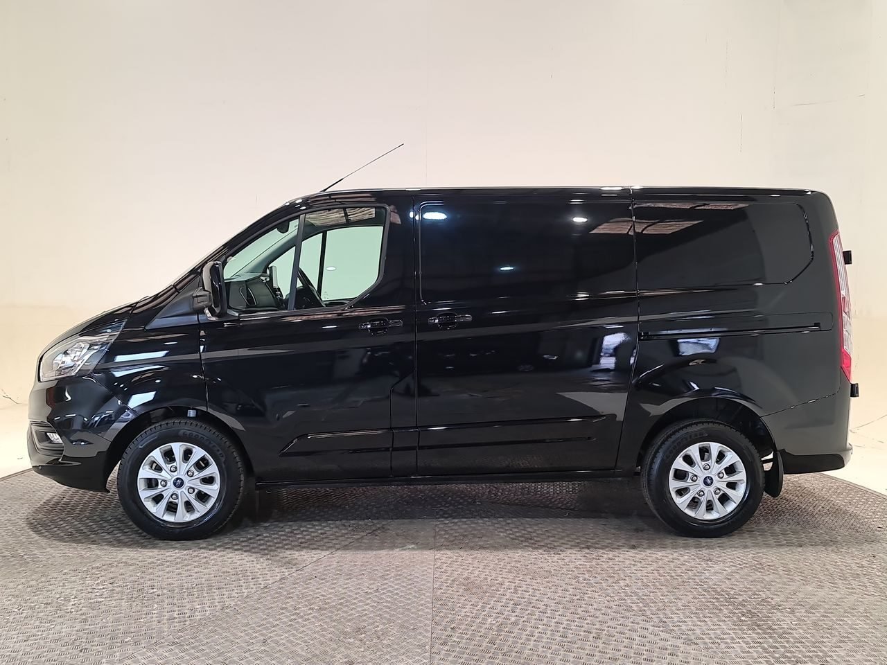 Used Ford Transit Custom 2022 for sale - 76544917: Photo 6