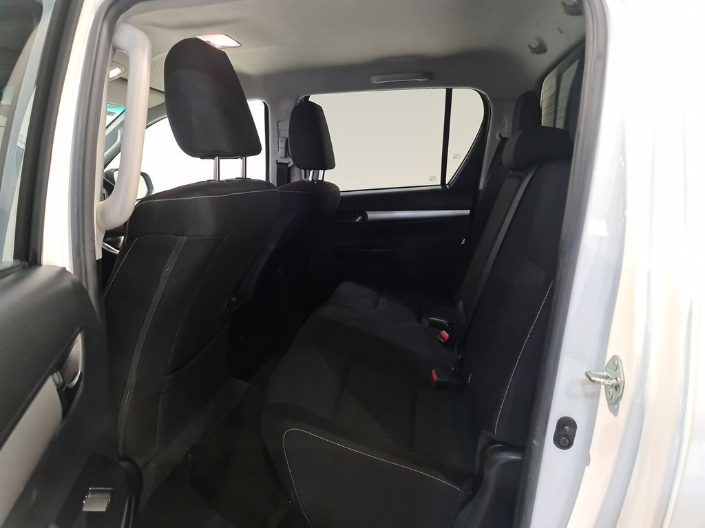 Used Toyota Hilux 2020 for sale - 76439393: Photo 26