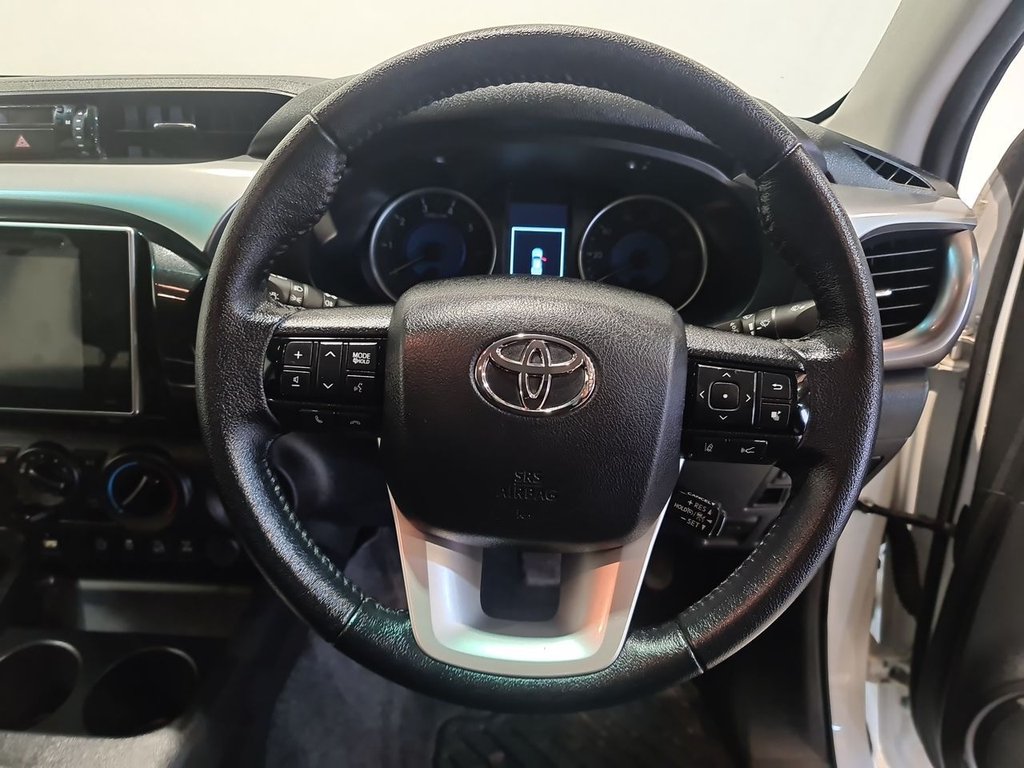 Used Toyota Hilux 2020 for sale - 76439393: Photo 29