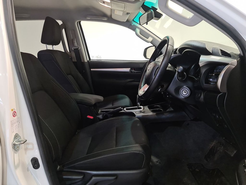 Used Toyota Hilux 2020 for sale - 76439393: Photo 3