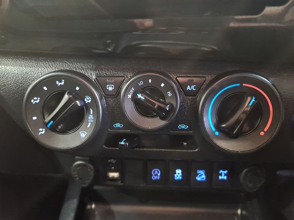 Used Toyota Hilux 2020 for sale - 76439393: Photo 31