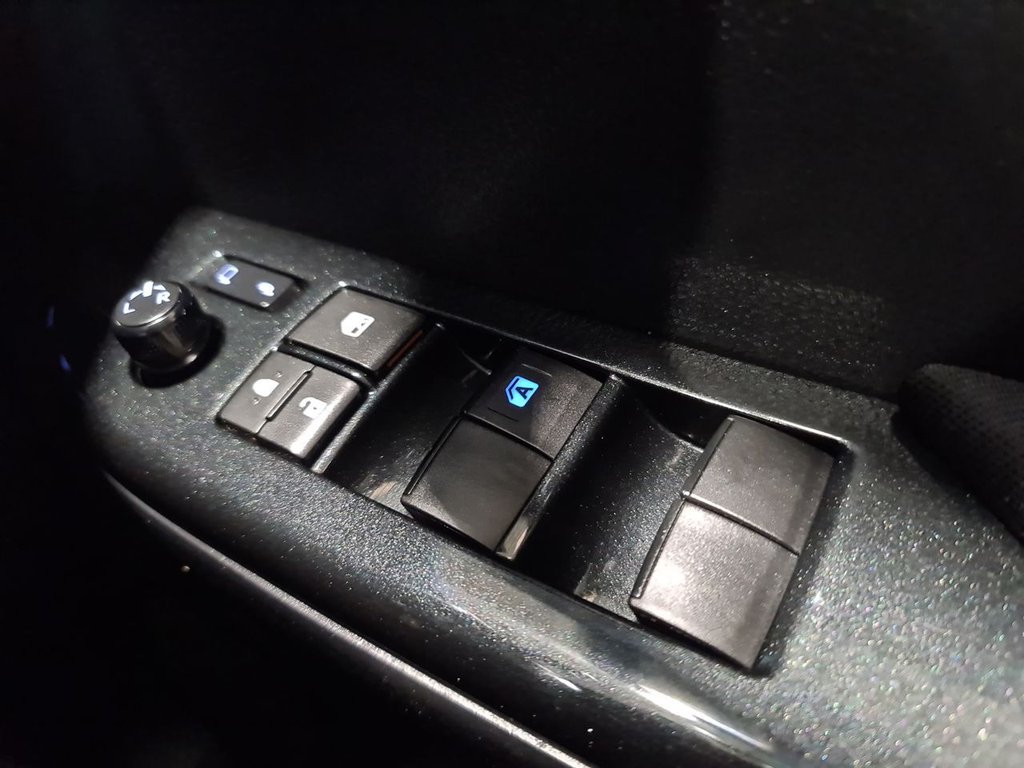 Used Toyota Hilux 2020 for sale - 76439393: Photo 34