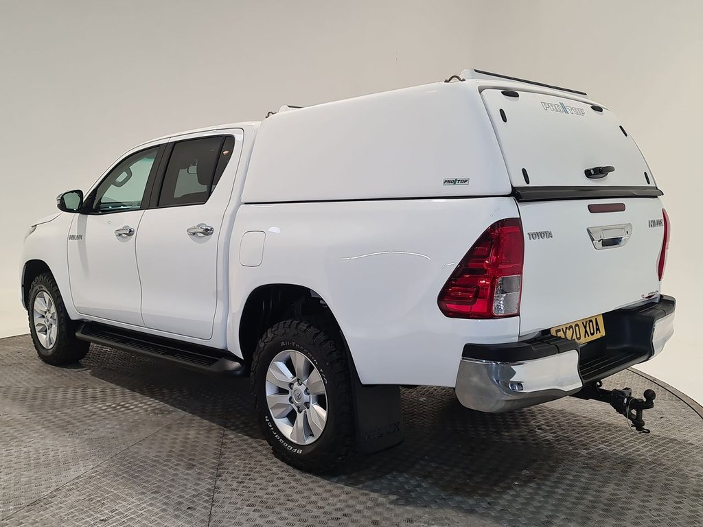Used Toyota Hilux 2020 for sale - 76439393: Photo 4