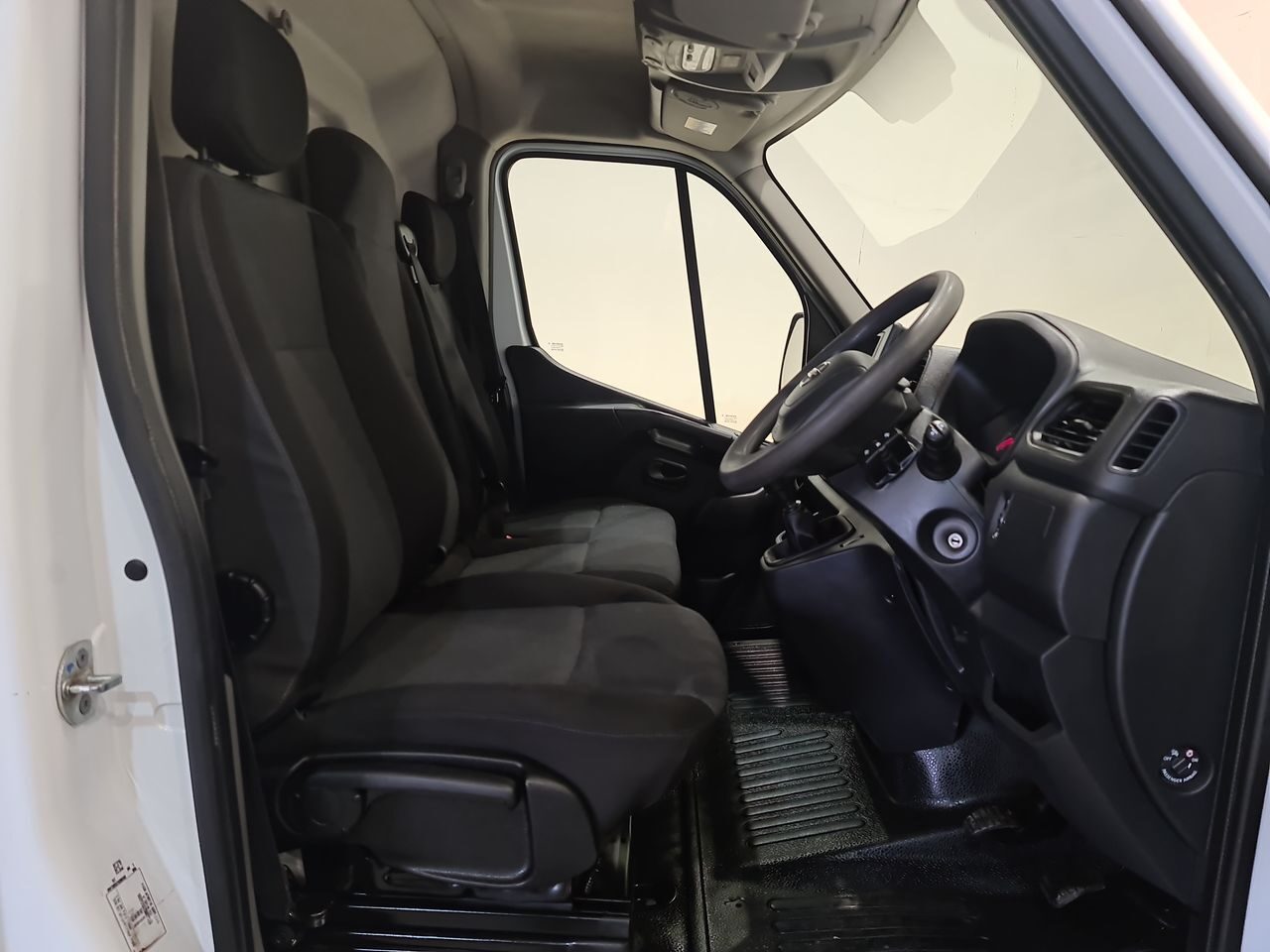 Used Nissan Interstar 2022 for sale - 77310552: Photo 13