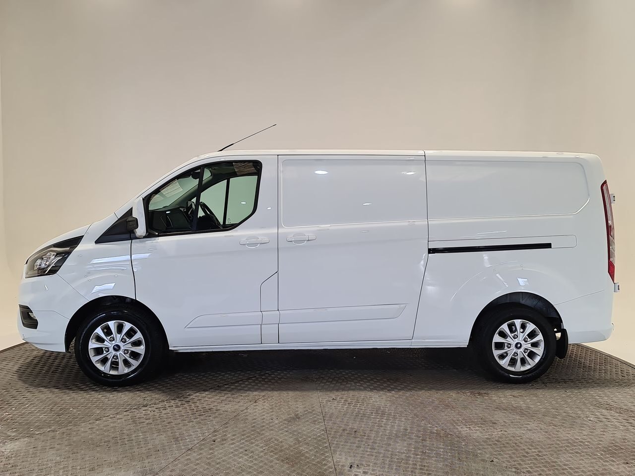 Used Ford Transit Custom 2022 for sale - 76544741: Photo 6