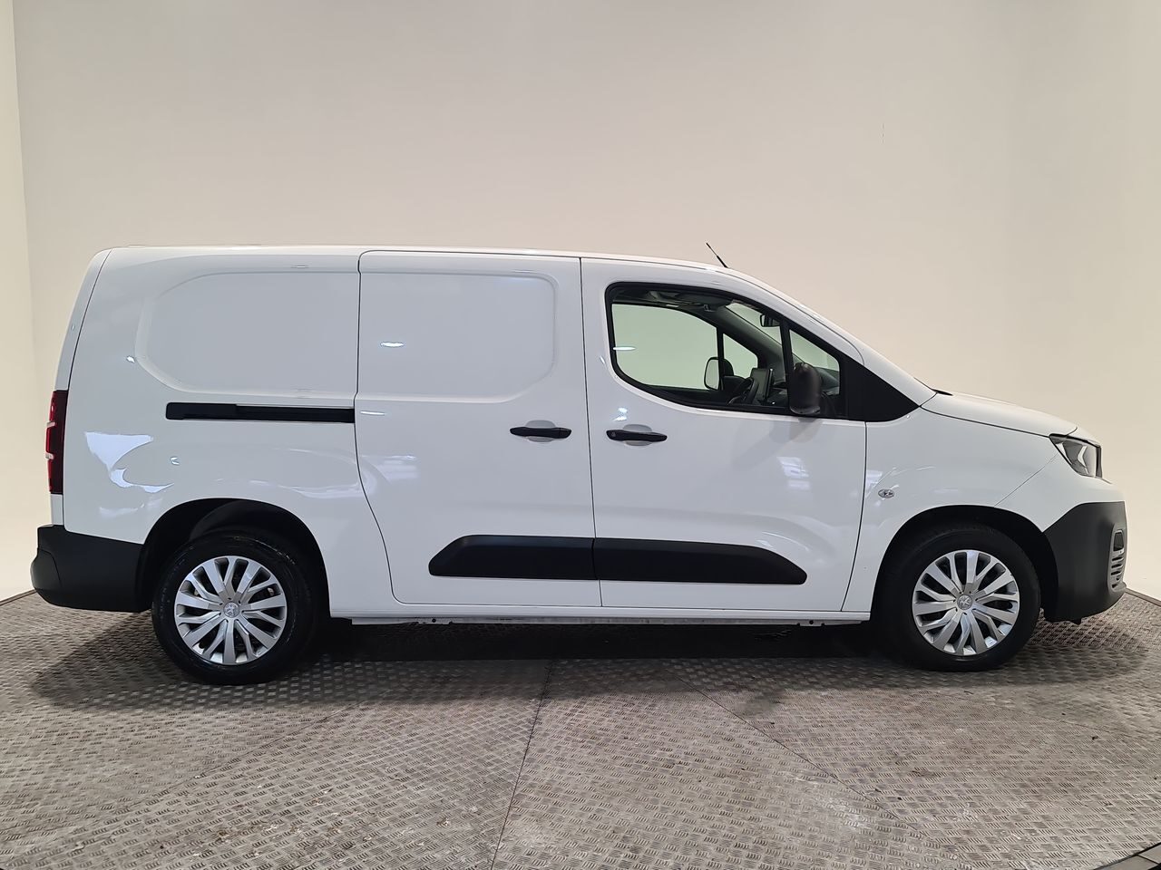 Used Peugeot Partner 2021 for sale - 76544744: Photo 16