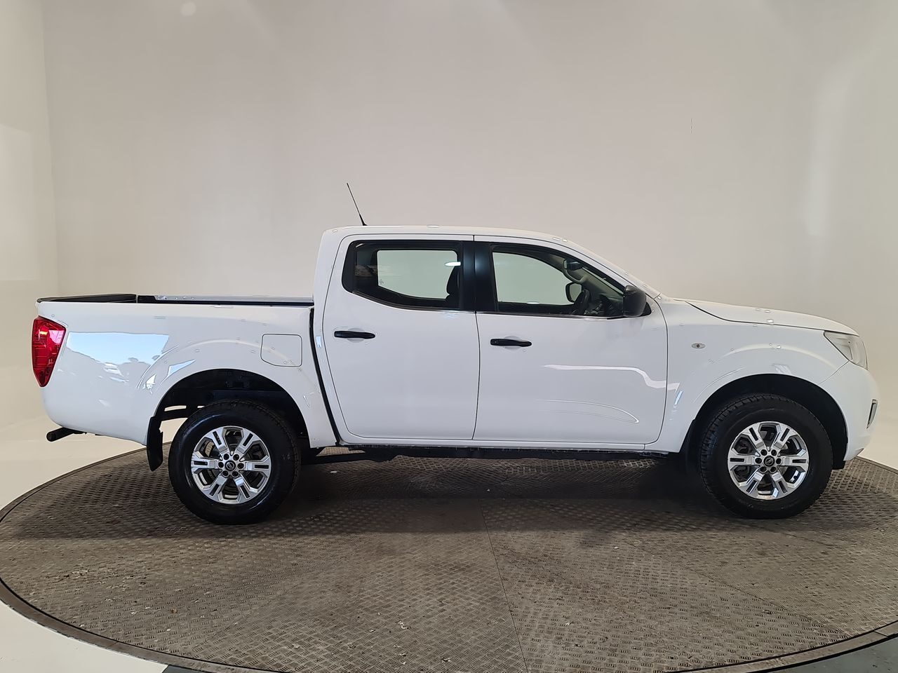 Used Nissan Navara 2021 for sale - 76616907: Photo 15