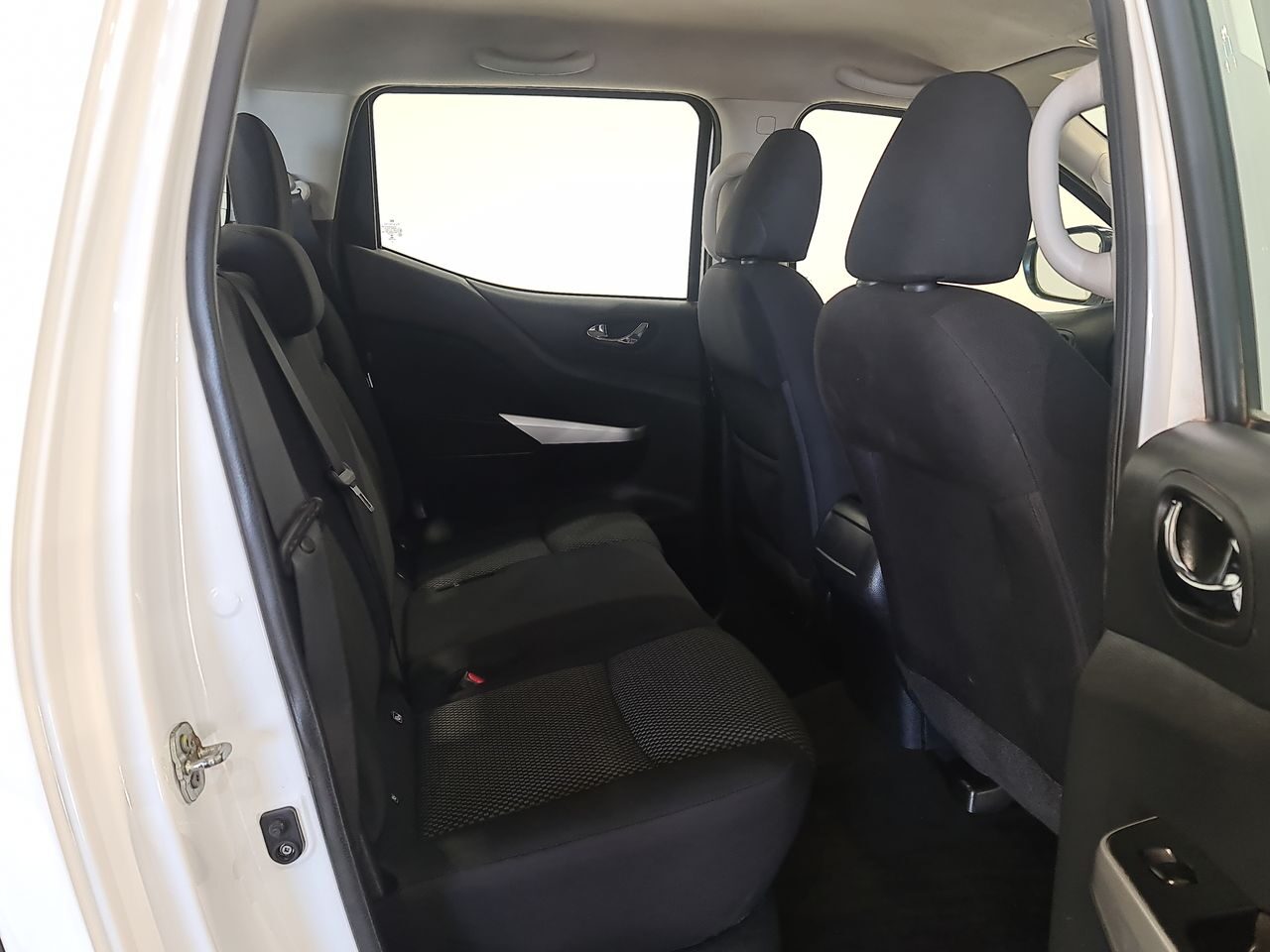 Used Nissan Navara 2021 for sale - 76616907: Photo 16