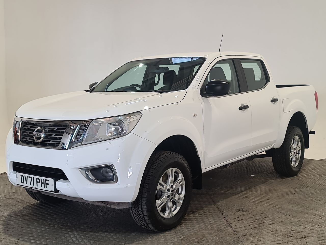 Used Nissan Navara 2021 for sale - 76616907: Photo 4