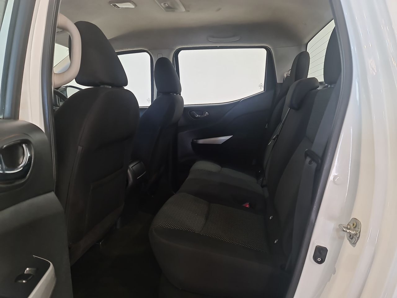 Used Nissan Navara 2021 for sale - 76616907: Photo 8